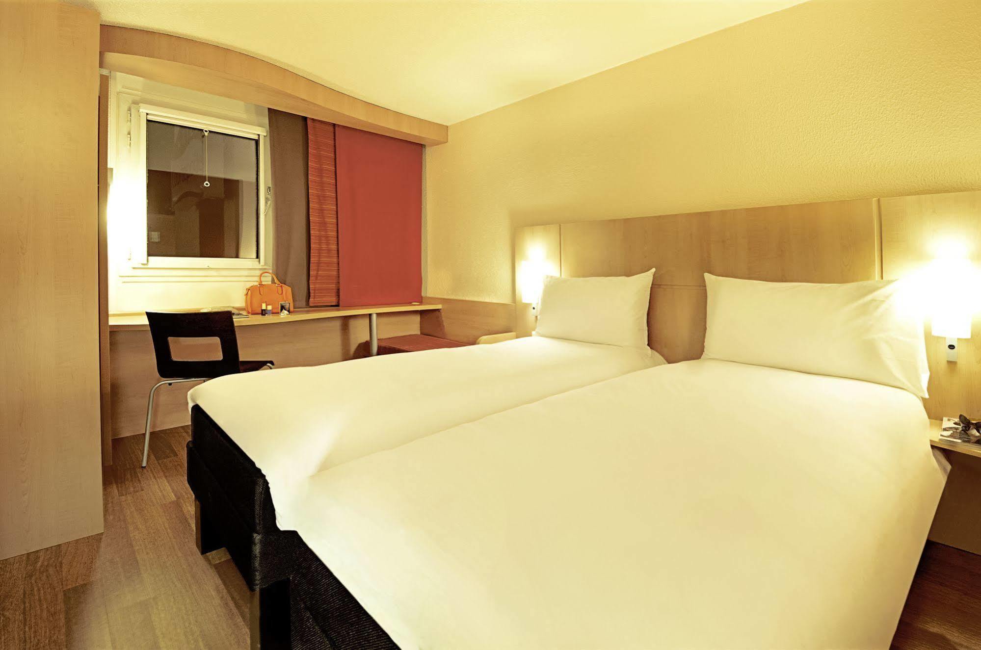 Ibis Santiago Providencia Hotel Ngoại thất bức ảnh